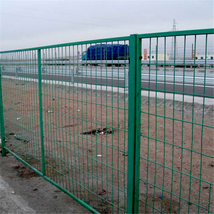 公路護(hù)欄網(wǎng)圖片1 公路護(hù)欄網(wǎng)圖片1