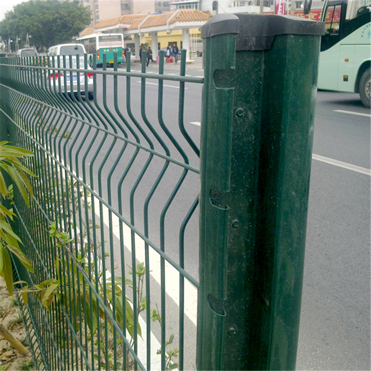 道路防護(hù)柵欄圖片4 道路防護(hù)柵欄圖片4